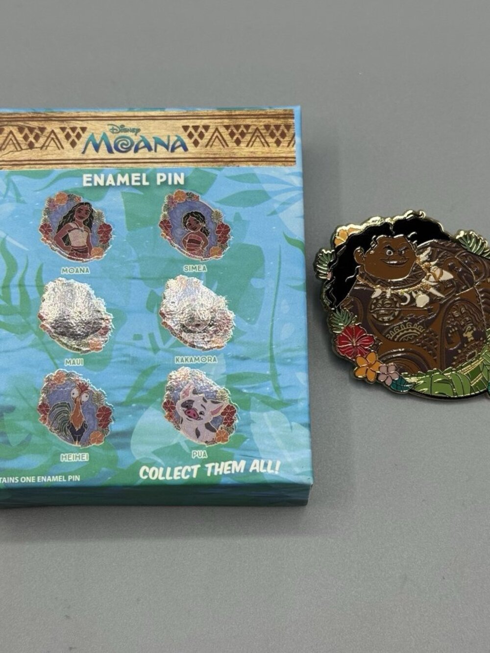 Disney Moana Floral Blind Enamel Pin New Open Box MAUI